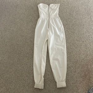 Super down white jumpsuit
